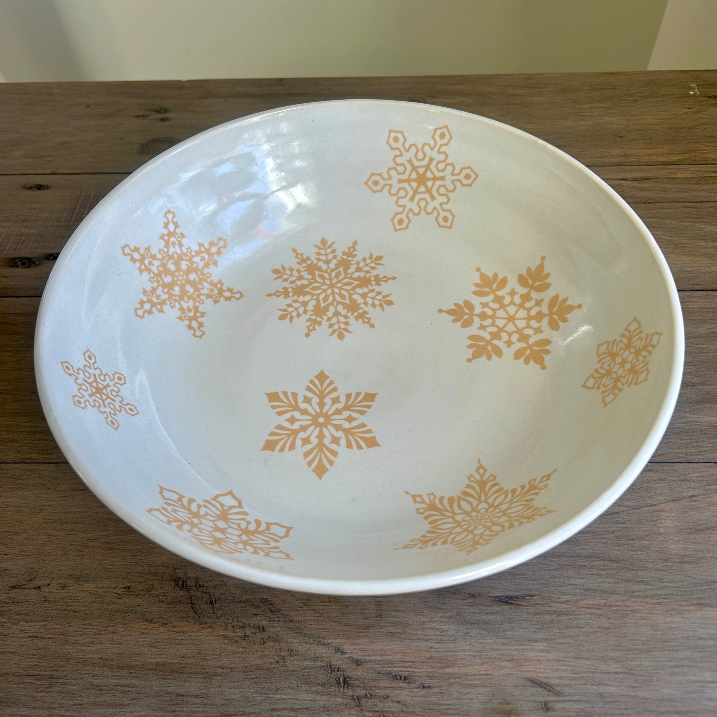 Large Serving Bowl | Gold Snowflakes