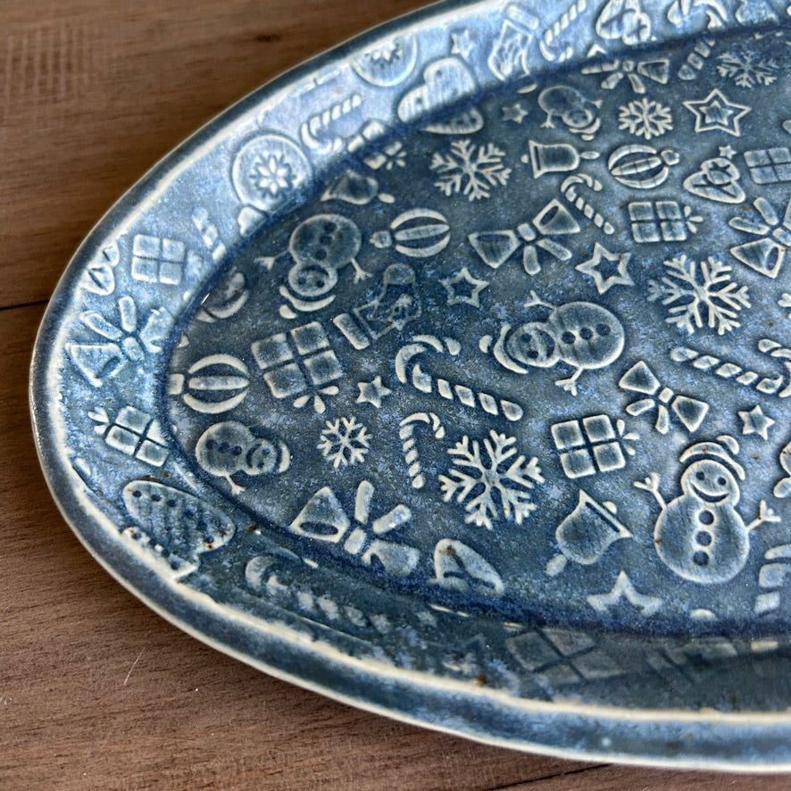 Large Oval Platter - Denim Blue Holiday Pattern