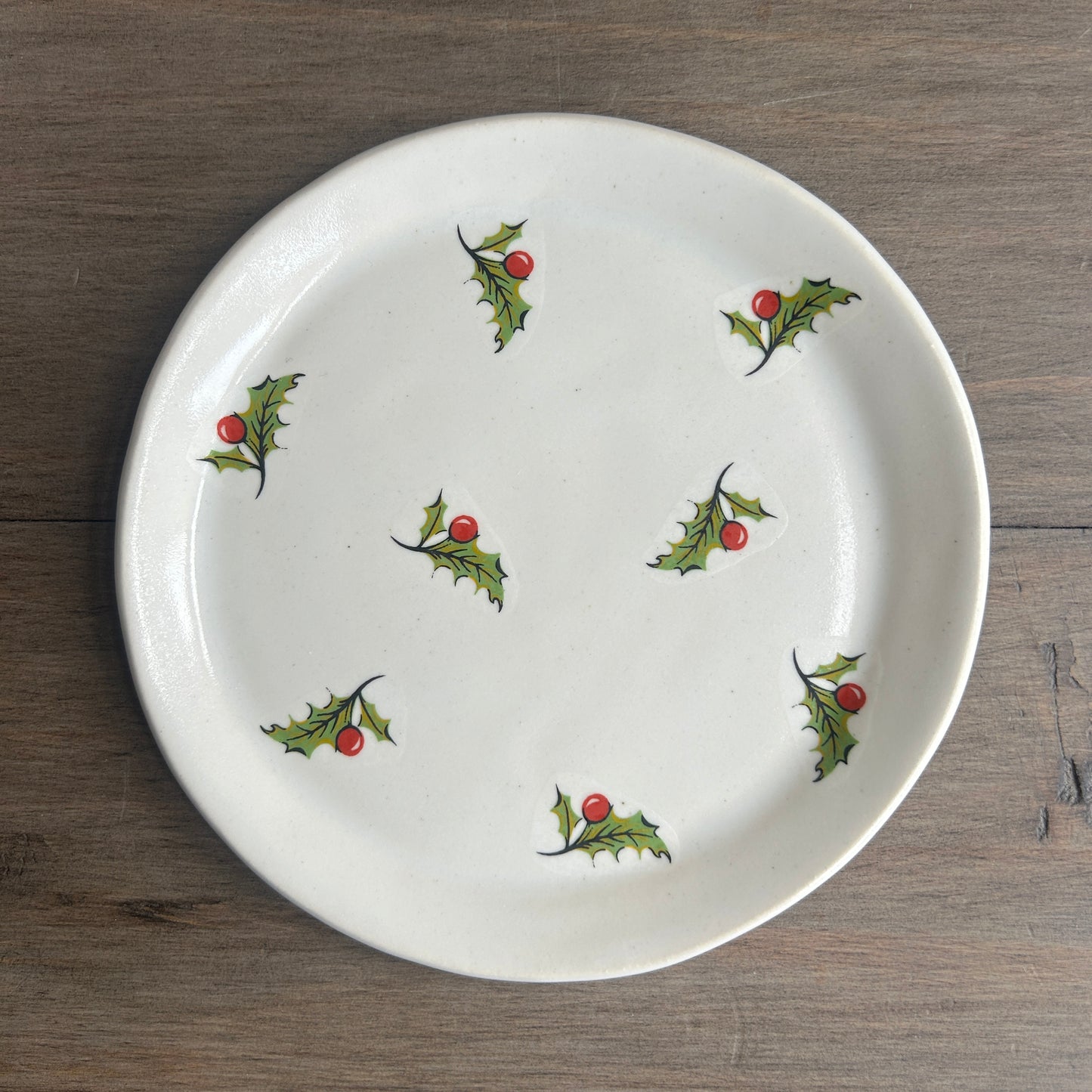 5.5" Appetizer/Dessert Holly Plates